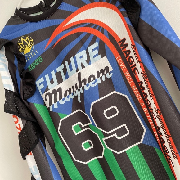 Kenzo Future Mayhem Sports Racing top as seen on Lisa Black Pink 🖤 - Picture 2 of 7